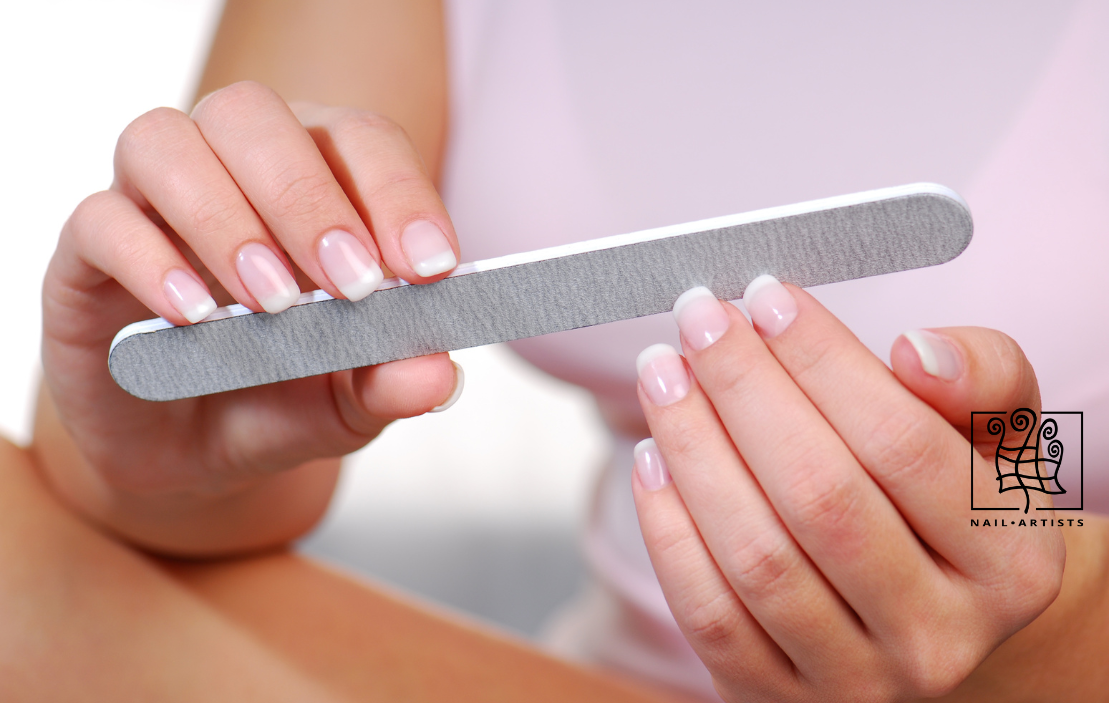 Wie oft sollte man seine Ngel feilen?  Nail Artists